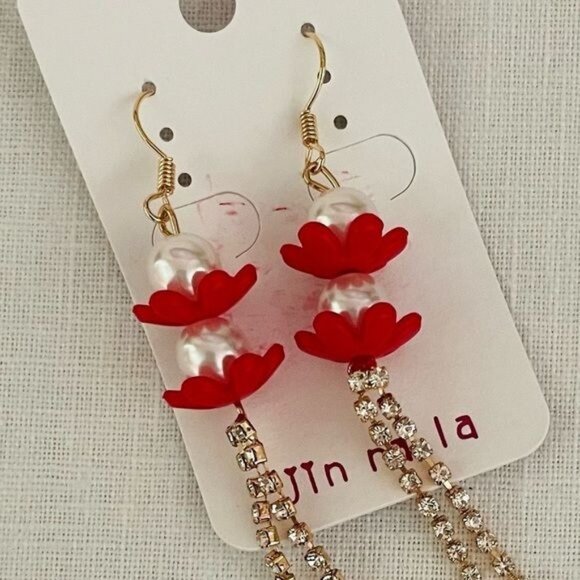 Dangling Gold Earrings Rhinestones Pearls and Red New from Jin Na La - Picture 3 of 7